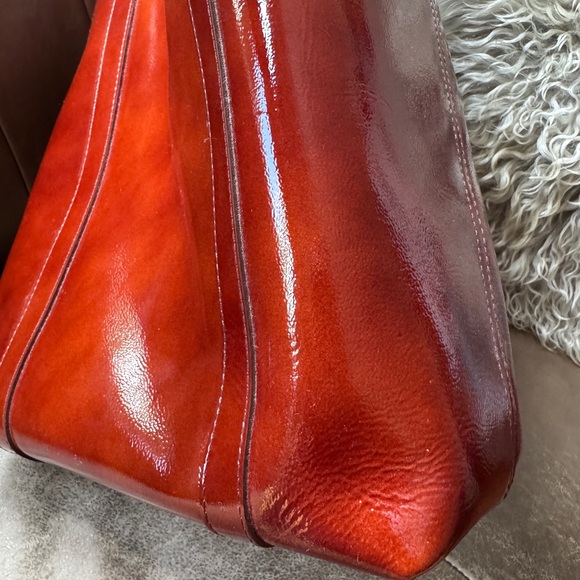 Sézane Red Mahogany The Tote Patent Leather Bag - Picture 4 of 9